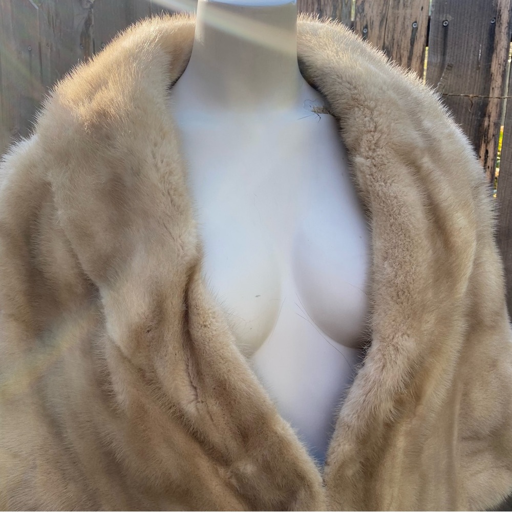 50’s Vintage Tan blonde Mink Fur Stole with Pocket Satin Lined - Picture 2 of 15